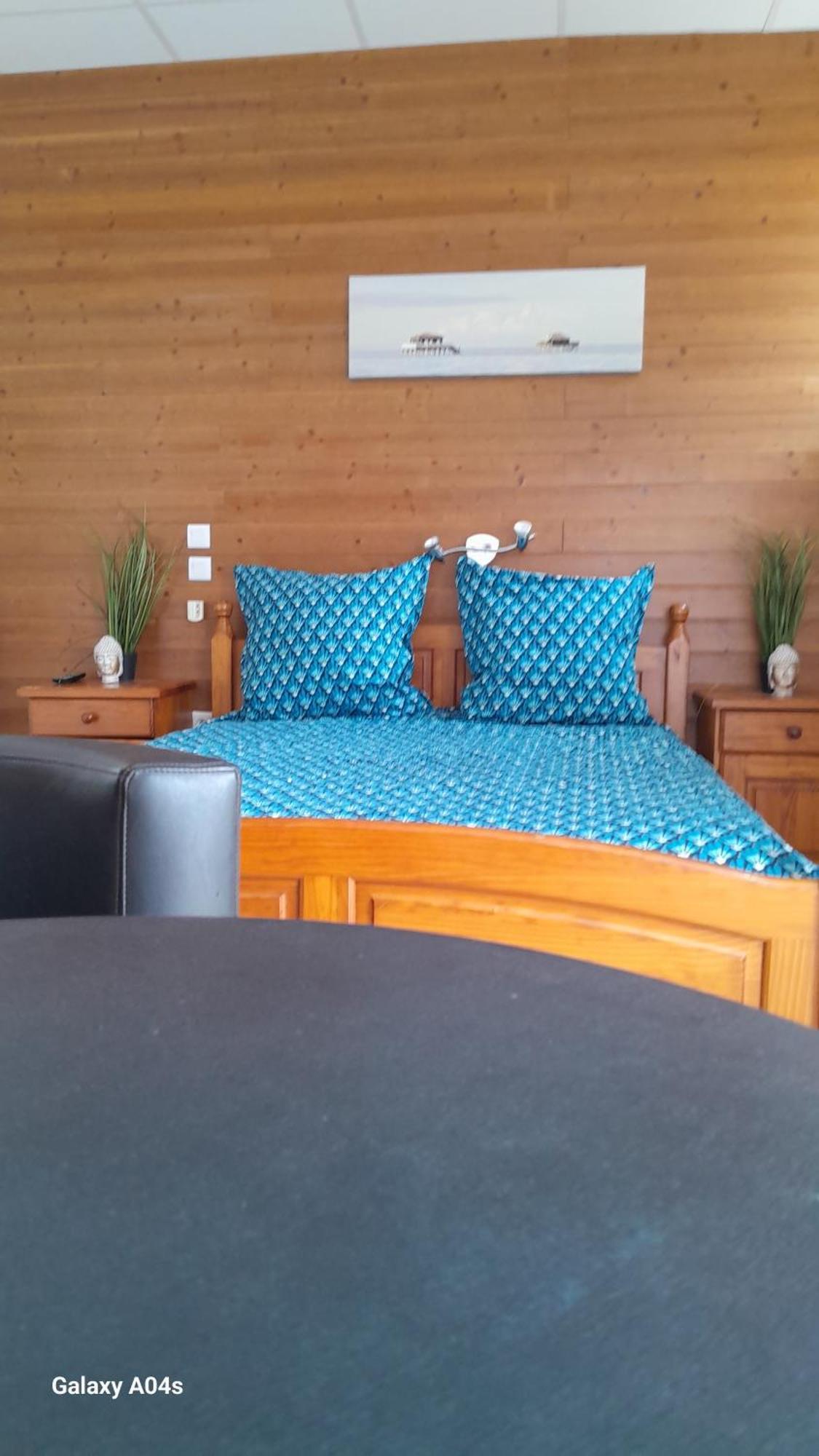 Le Domaine Bed & Breakfast Moustey Ngoại thất bức ảnh